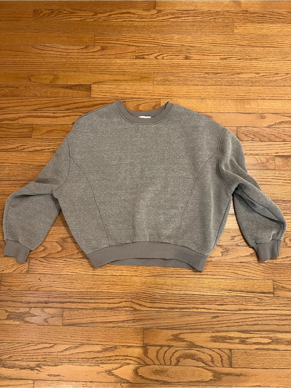 Relaxed Crewneck Sweatshirt in Heather brown Gray